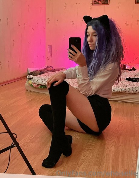 whoisellie model nice gallery