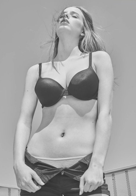 baileyss model xxx picture