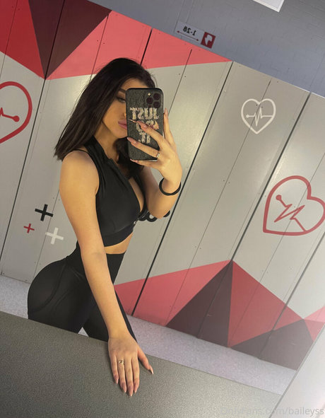 baileyss pretty pornstar pictures