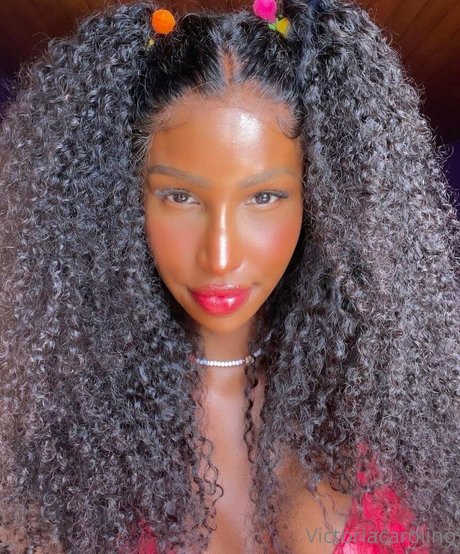 victoriacarolino nudes star galleries