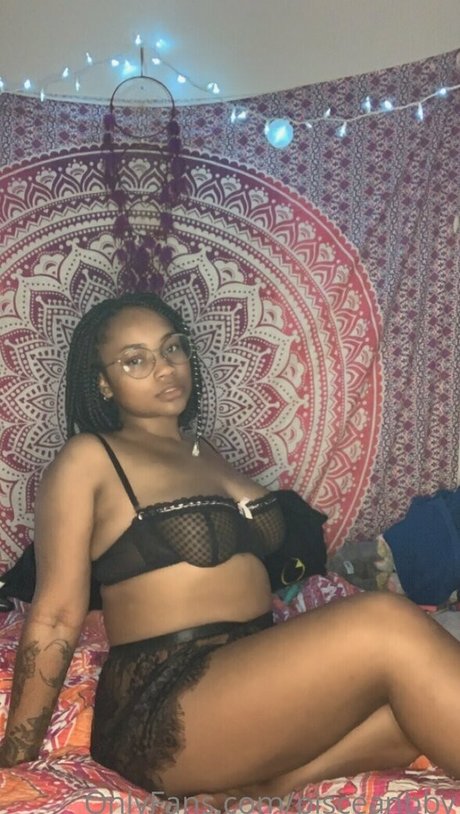 pisceanbby model exclusive pictures