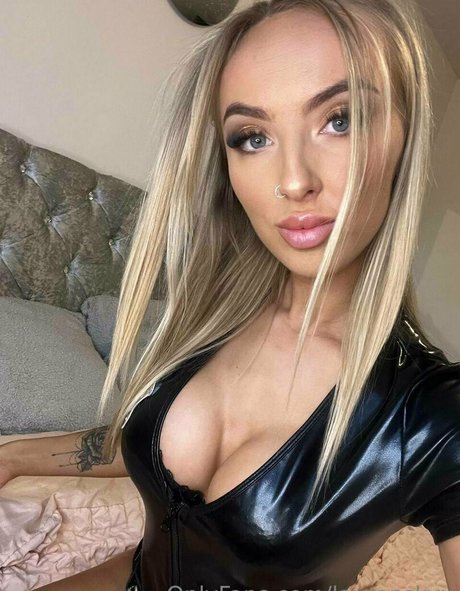 laurenskyx free model picture