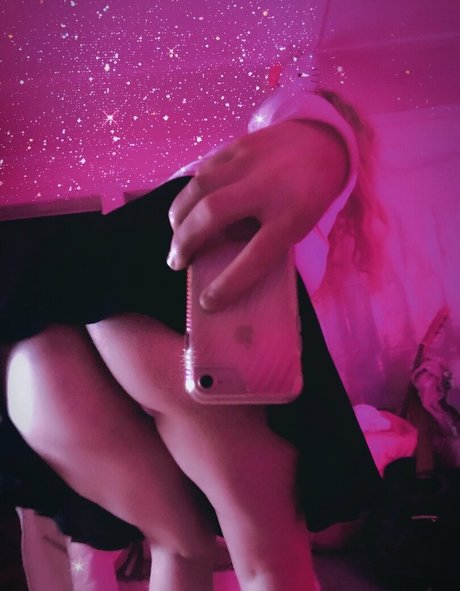 hollynicolebtch model exclusive picture