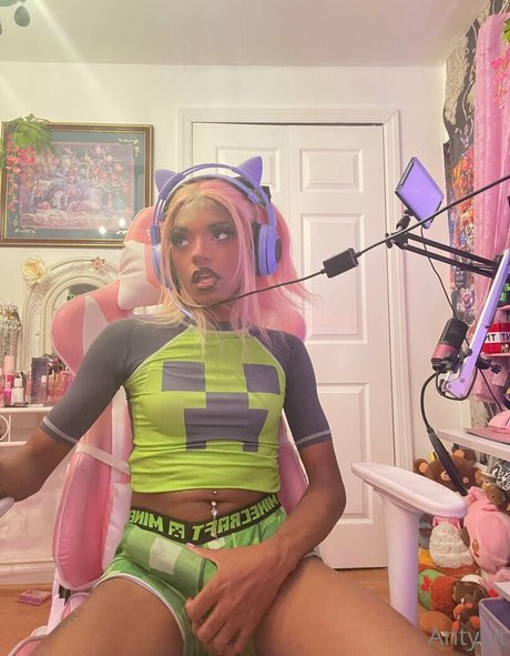 cupid exe pornstar erotic picture