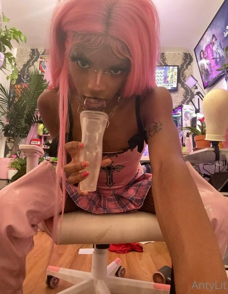 cupid exe model naked photo