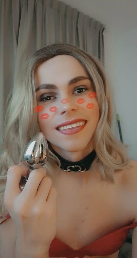 SissyStephaniex erotic model pic