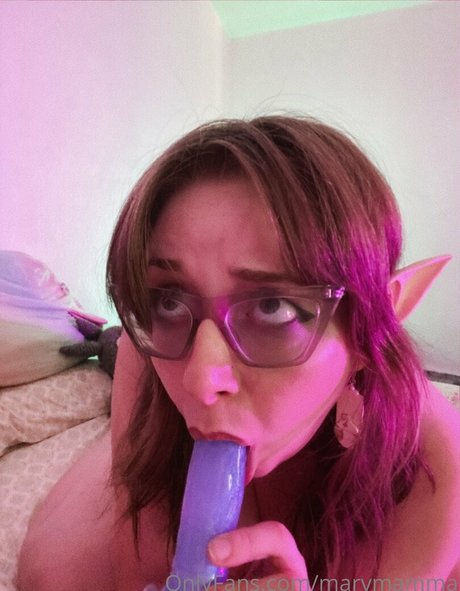 marvmamma star top image