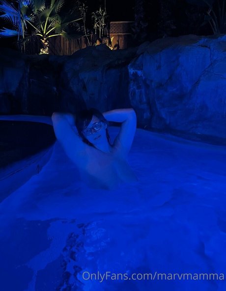 marvmamma adult model pictures