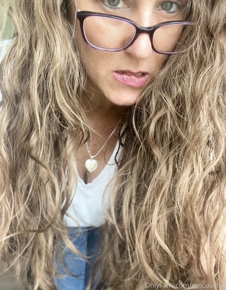 pretty ebony onlyfans adult photo