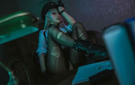 cheese model top image