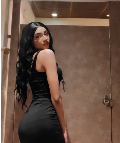 Ariel Stone star erotic photo