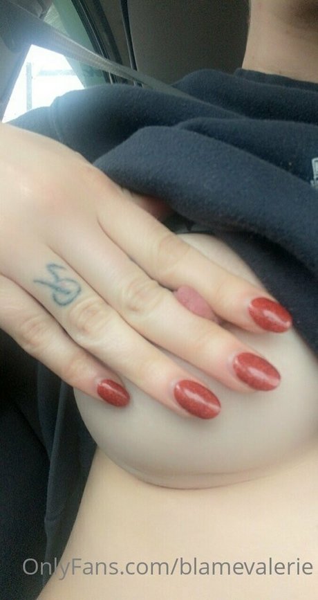 blamevalerie best pornstar picture