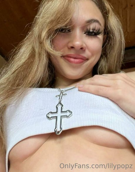 lilypopz adult actress pic