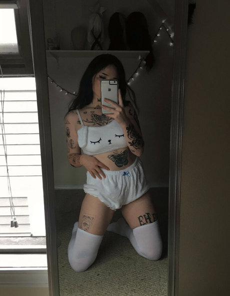 veeginas pornstar hot pic