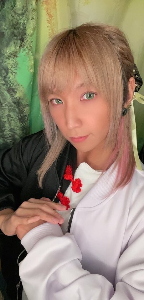 riremagic model erotic images