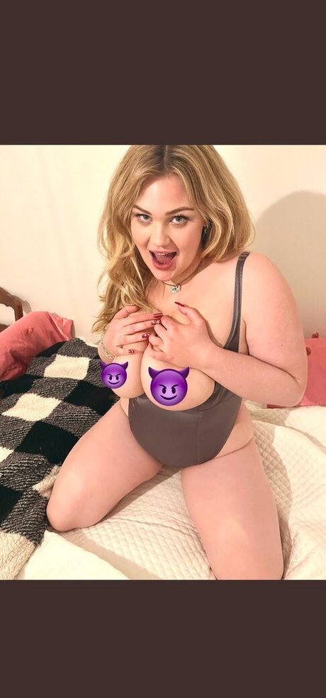 Adelina Manaut sex actress image