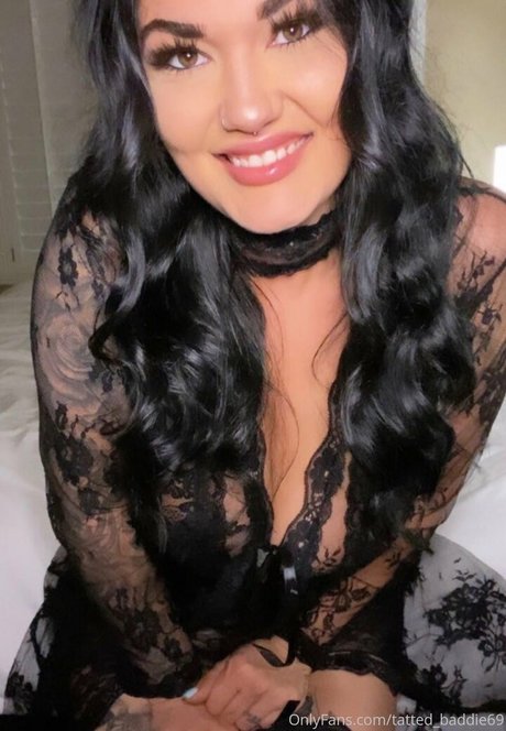 tatted baddie69 beautiful actress pics