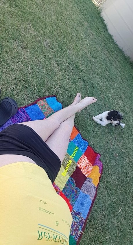 toniclust naked pornstar picture