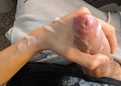 animeistrash4 xxx model picture