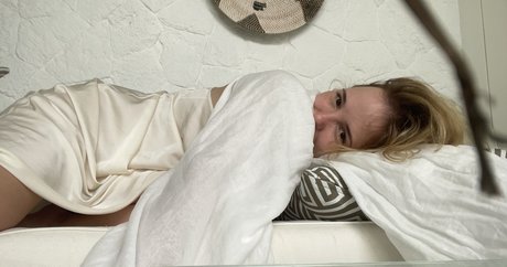 Katru ru model top pic