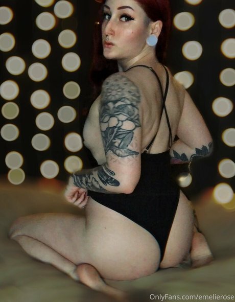 sinisterlilith xxx pornstar photos