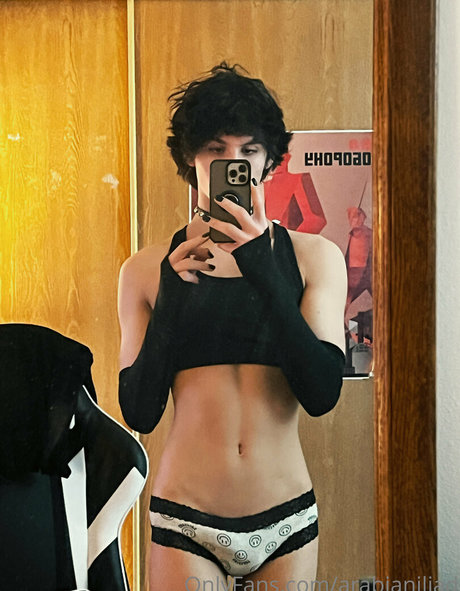 ArabianIliad sexy star image