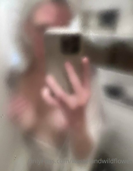 wastelandwildflower xxx actress pic