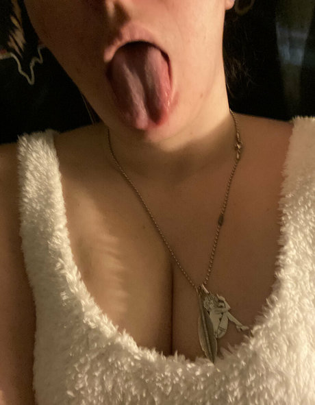 ronniecysworth erotic actress img