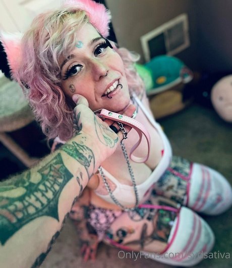 sydsativa model adult picture