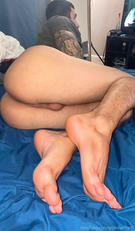 godofarches1 nude actress photo