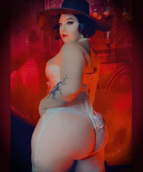 Baroness Von T adult model pictures