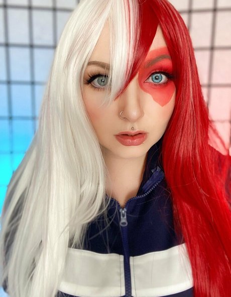 nayrusuicide nude actress galleries