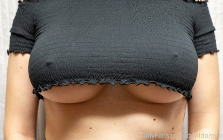 danidoreen exclusive model pictures