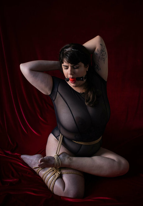 madame cherie model naked img