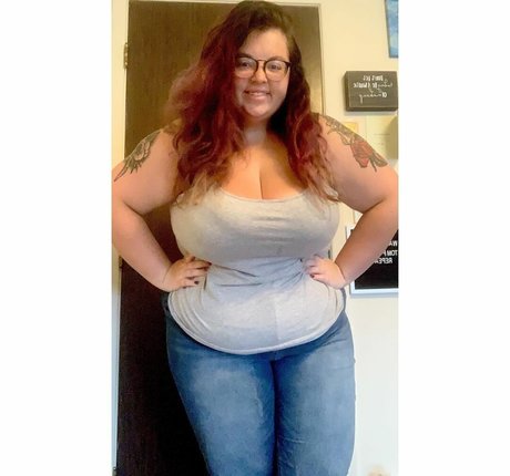 ahitsnatalie model high quality picture