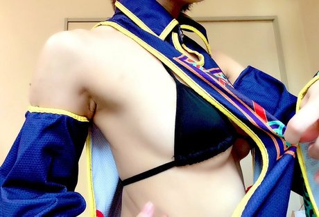 Minori Natsume naked model images