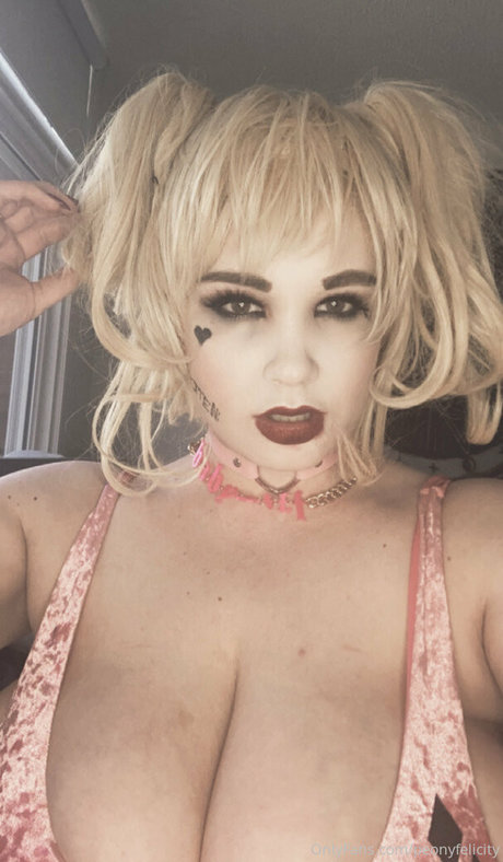 peonyfelicity exclusive actress photos