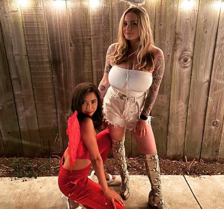 itssbriibitchh nice actress gallery