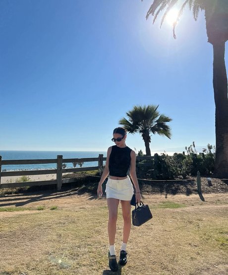 Tessa Brook Profile pic