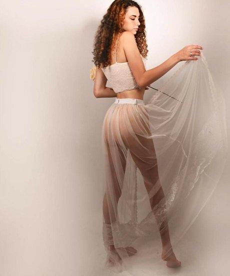 Eden Ayalon star best pictures