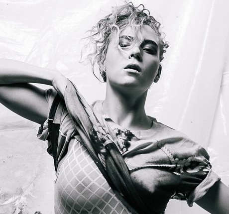 katcunning nudes actress images