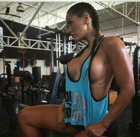 Tatiana Girardi model pictures