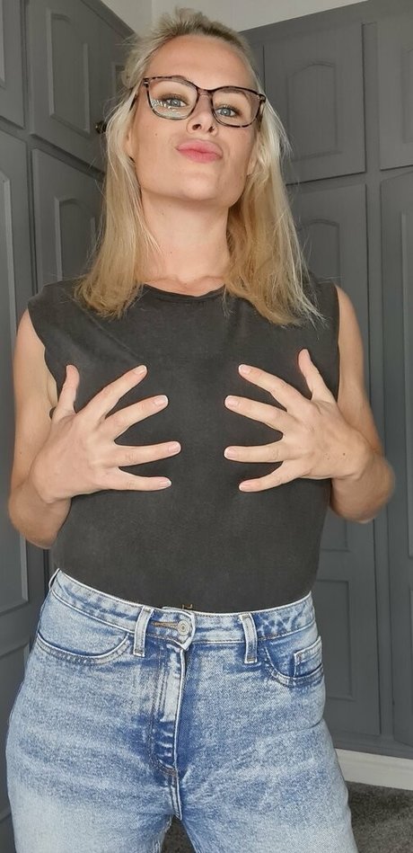 abifox12 top model photos