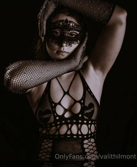 Valithilmont pornstar art archive