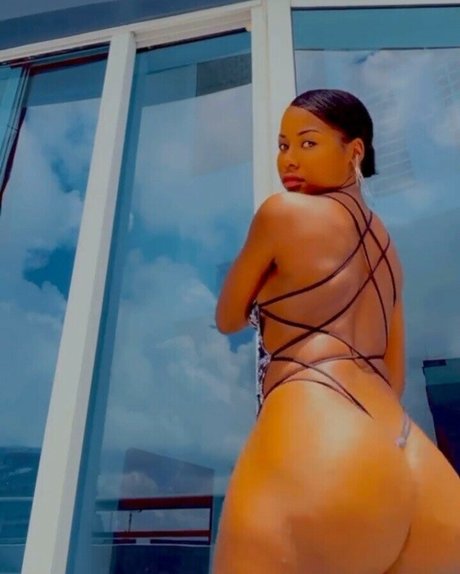 Ninarari pornstar pretty pics