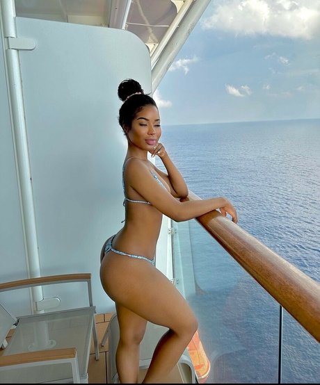 Ninarari perfect pornstar photo