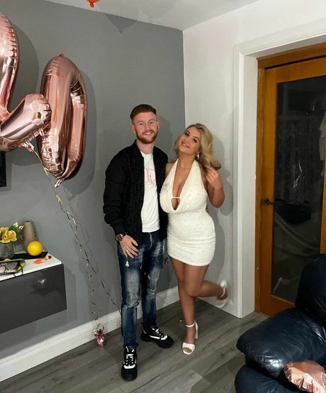 Jazmineblouise beautiful actress pictures