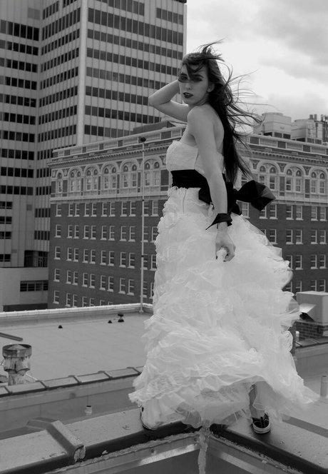 Amanda Thompson model top photos