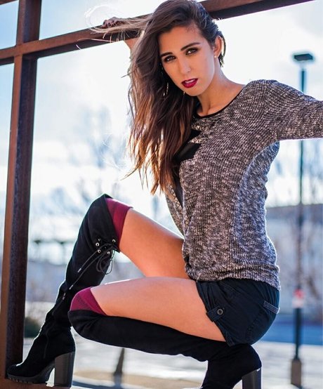 Amanda Thompson perfect star pics