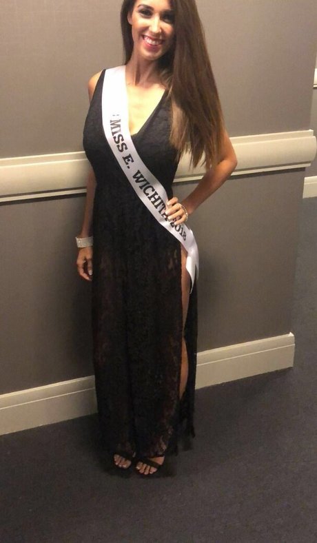 Amanda Thompson model hd picture